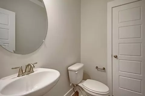Bath - 100 E South 7th St, Seneca, SC 29678 photo 2 of 5