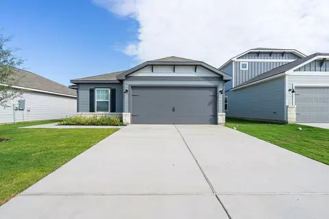 101 W Luna Blue Ln, Jarrell, TX 76537