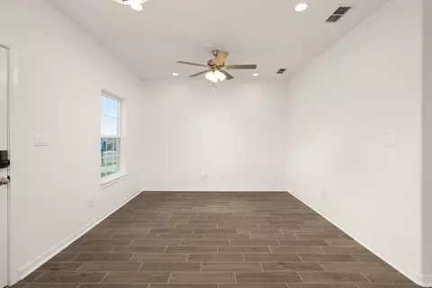 Living - 5402 Moses Loop, Laredo, TX 78046 photo 2 of 4