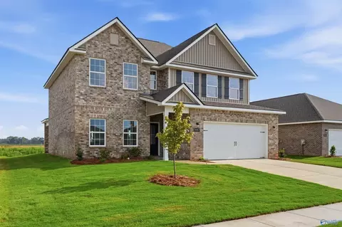 302 Keller Dr, Hazel Green, AL 35750