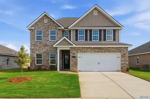 302 Keller Dr, Hazel Green, AL 35750