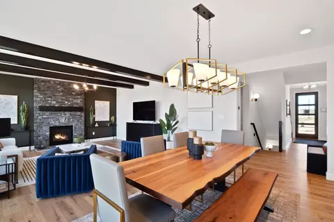Dining - 173 Mora Blvd, O'fallon, MO 63368 photo 1 of 2