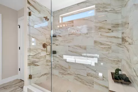 Bath - 173 Mora Blvd, O'fallon, MO 63368 photo 3 of 4