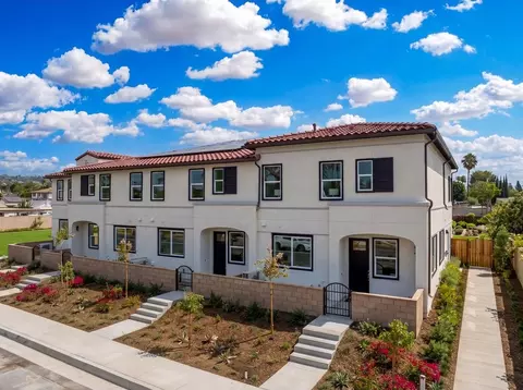 296 S Walnut St, La Habra, CA 90633