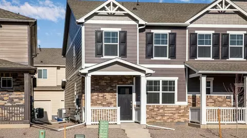 926 Red Star Ln, Johnstown, CO 80534