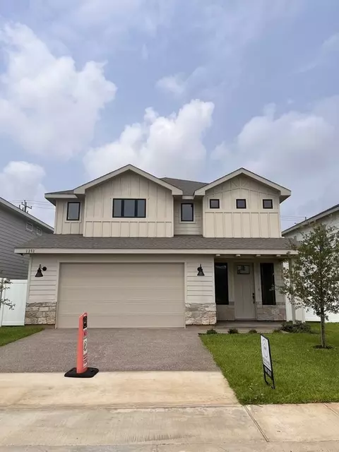 2514 Sambar Lp, Laredo, TX 78045