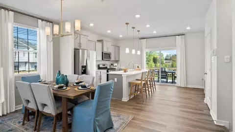 Dining - 7500 Daybreak Dr, Brandywine, MD 20613 photo 2 of 3