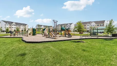 View/Area - 7500 Daybreak Dr, Brandywine, MD 20613 photo 4 of 7