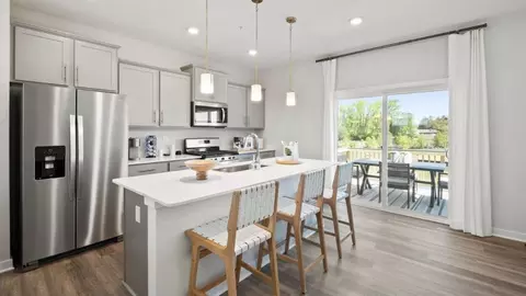 Kitchen - 7500 Daybreak Dr, Brandywine, MD 20613 photo 5 of 5