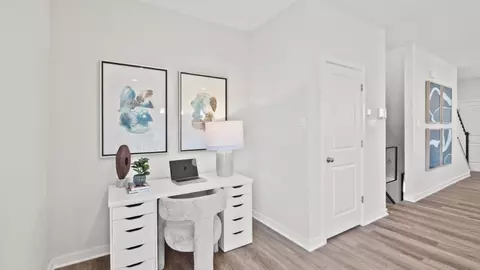 Entry Way - 7500 Daybreak Dr, Brandywine, MD 20613 photo 3 of 3