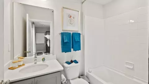 Bath - 7500 Daybreak Dr, Brandywine, MD 20613 photo 1 of 9