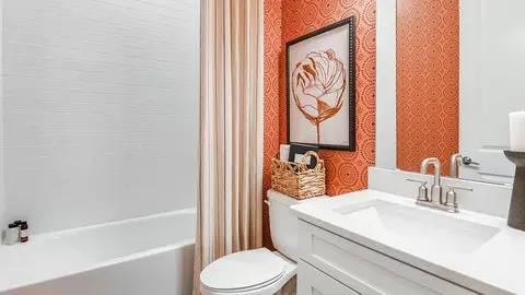 Bath - 1009 Tassleflower Trl, Saint Cloud, FL 34771 photo 7 of 18