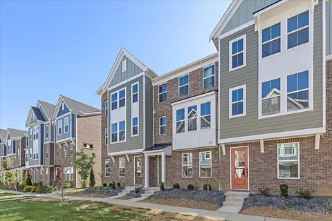 7251 Otley Dr, West Chester, OH 45069