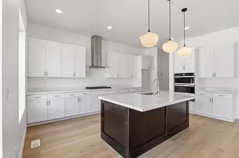 Kitchen - 76 S Crimson Way, Mapleton, UT 84664 photo 2 of 4