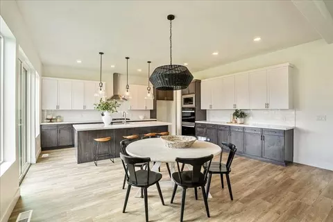 Kitchen - 76 S Crimson Way, Mapleton, UT 84664 photo 6 of 8