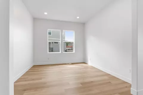 Living - 76 S Crimson Way, Mapleton, UT 84664 photo 7 of 7