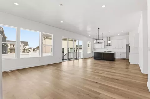 Living - 76 S Crimson Way, Mapleton, UT 84664 photo 2 of 7