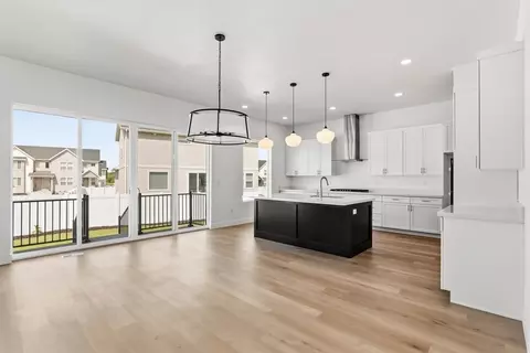 Kitchen - 76 S Crimson Way, Mapleton, UT 84664 photo 4 of 4