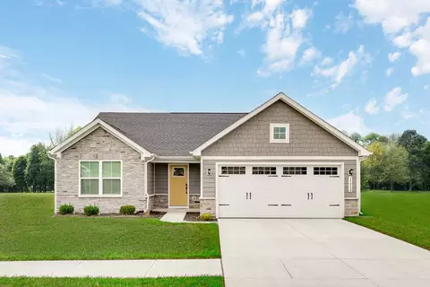 2062 Pheasant Grove Dr, Danville, IN 46122