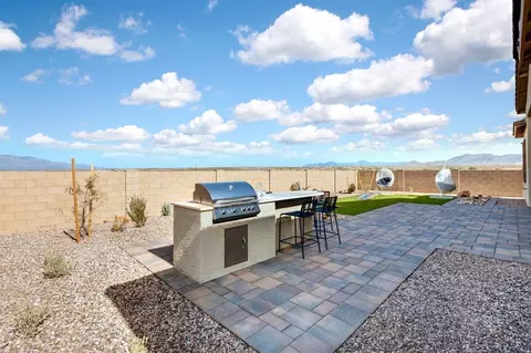 Exterior - 13781 S Marrs Ranch Rd, Vail, AZ 85641 photo 5 of 10