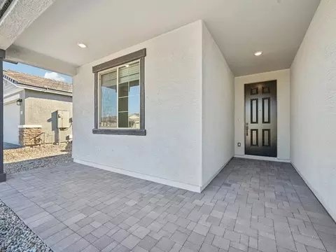 9812 56th Ln, Laveen, AZ 85339