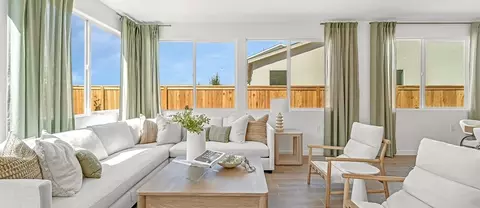 Living - 8101 Healy Pass Ave, Bakersfield, CA 93311 photo 1 of 2