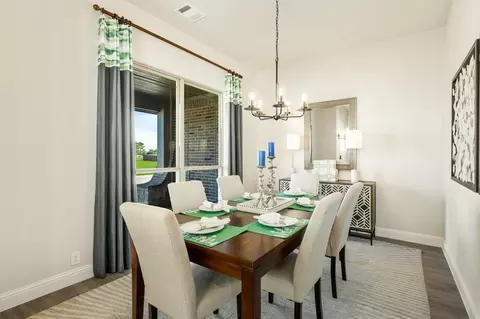 Dining - 112 Sweetwater Dr, Commerce, TX 75428 photo 6 of 6