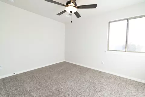 Bedroom - 2800 Heather Hvn, Moore, OK 73160 photo 13 of 17