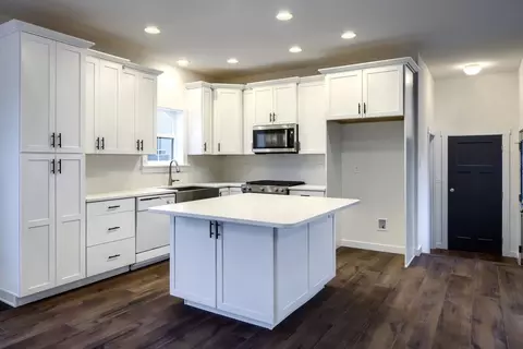 Kitchen - 1650 Yankeeland Ave, Frederick, MD 21702 photo 21 of 58