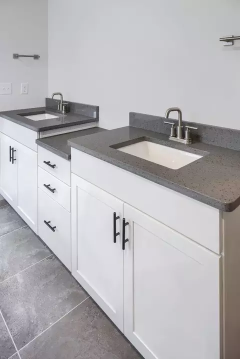 Bath - 1650 Yankeeland Ave, Frederick, MD 21702 photo 11 of 56