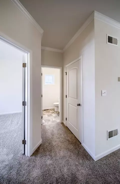 Entry Way - 1650 Yankeeland Ave, Frederick, MD 21702 photo 12 of 23