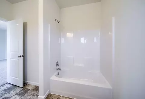 Bath - 1650 Yankeeland Ave, Frederick, MD 21702 photo 35 of 56