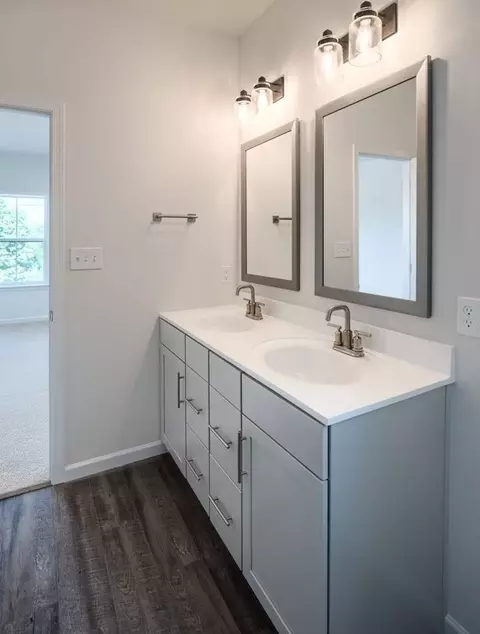 Bath - 1650 Yankeeland Ave, Frederick, MD 21702 photo 34 of 56