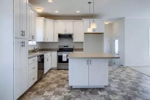 Kitchen - 1650 Yankeeland Ave, Frederick, MD 21702 photo 17 of 58