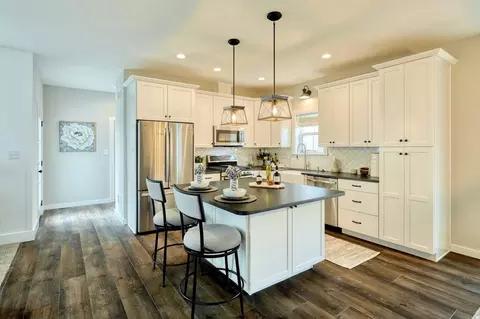 Kitchen - 1650 Yankeeland Ave, Frederick, MD 21702 photo 39 of 58