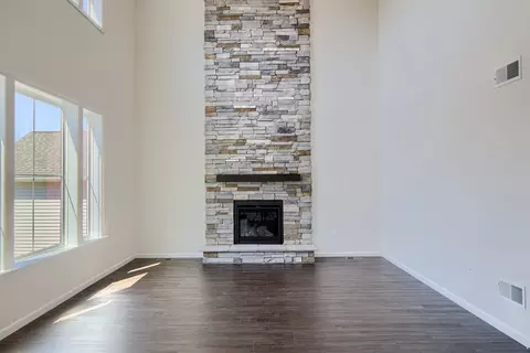 Living - 1650 Yankeeland Ave, Frederick, MD 21702 photo 10 of 38