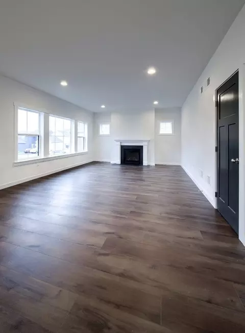 Living - 1650 Yankeeland Ave, Frederick, MD 21702 photo 14 of 38