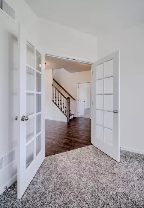 Entry Way - 1650 Yankeeland Ave, Frederick, MD 21702 photo 10 of 23