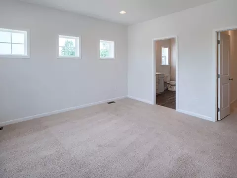 Bedroom - 1650 Yankeeland Ave, Frederick, MD 21702 photo 2 of 27