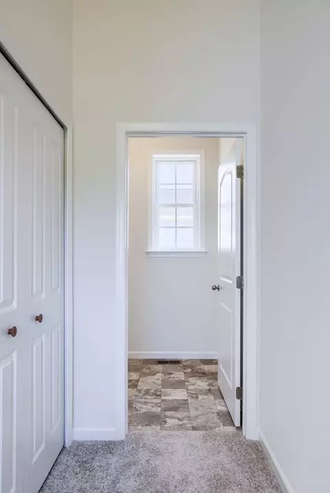 Entry Way - 1650 Yankeeland Ave, Frederick, MD 21702 photo 13 of 23