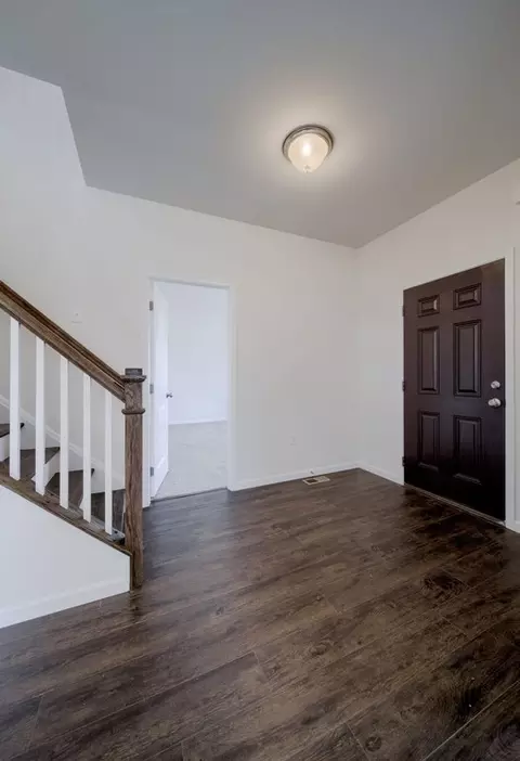 Entry Way - 1650 Yankeeland Ave, Frederick, MD 21702 photo 9 of 23