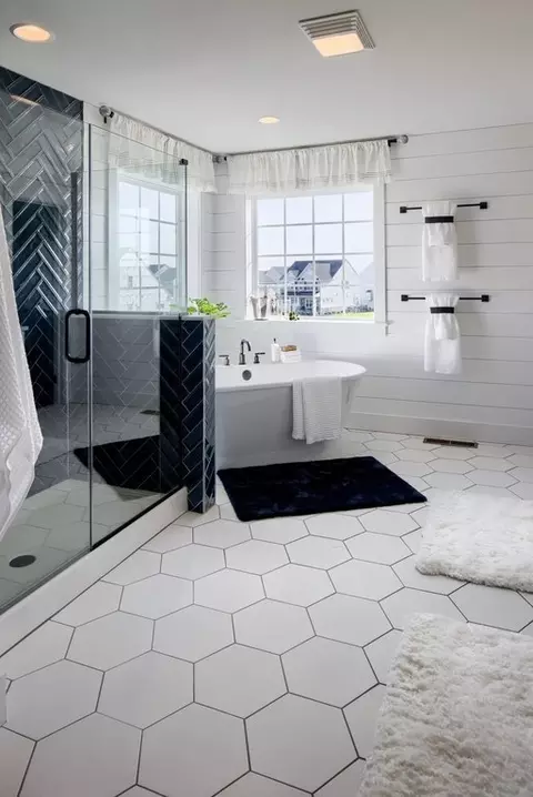 Bath - 1650 Yankeeland Ave, Frederick, MD 21702 photo 46 of 56