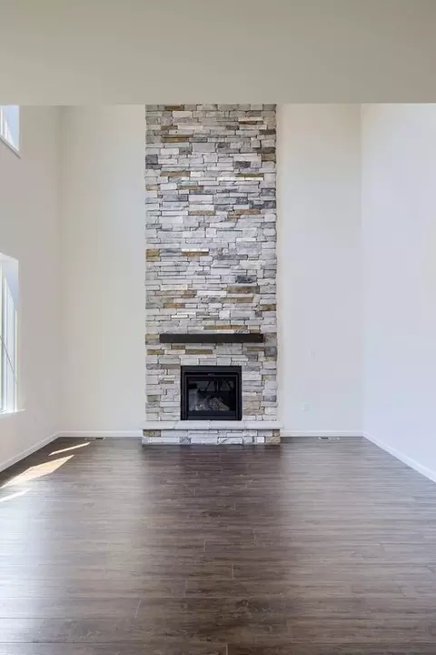 Living - 1650 Yankeeland Ave, Frederick, MD 21702 photo 11 of 38