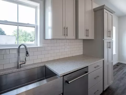 Kitchen - 1650 Yankeeland Ave, Frederick, MD 21702 photo 4 of 58