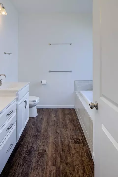 Bath - 1650 Yankeeland Ave, Frederick, MD 21702 photo 27 of 56