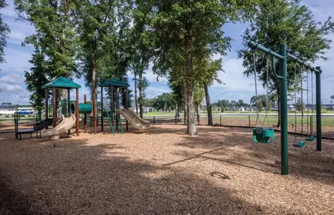 View/Area - 4400 SW 82nd Loop, Ocala, FL 34476 photo 3 of 9
