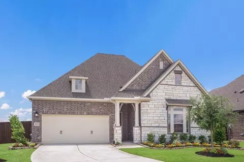 422 Lake Day Dr, Conroe, TX 77304