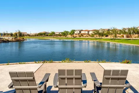 View/Area - 1434 E Coconino Way, Gilbert, AZ 85298 photo 6 of 14