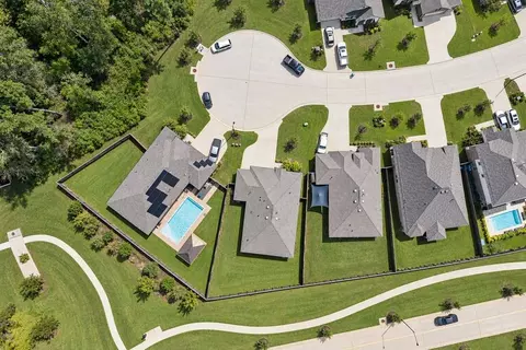 View/Area - 818 Ridgewood Cliffs Ct, Willis, TX 77378 photo 2 of 15