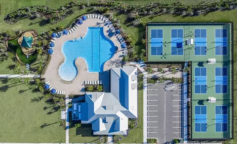 View/Area - 5387 Wolf Creek Dr, Apollo Beach, FL 33572 photo 16 of 18